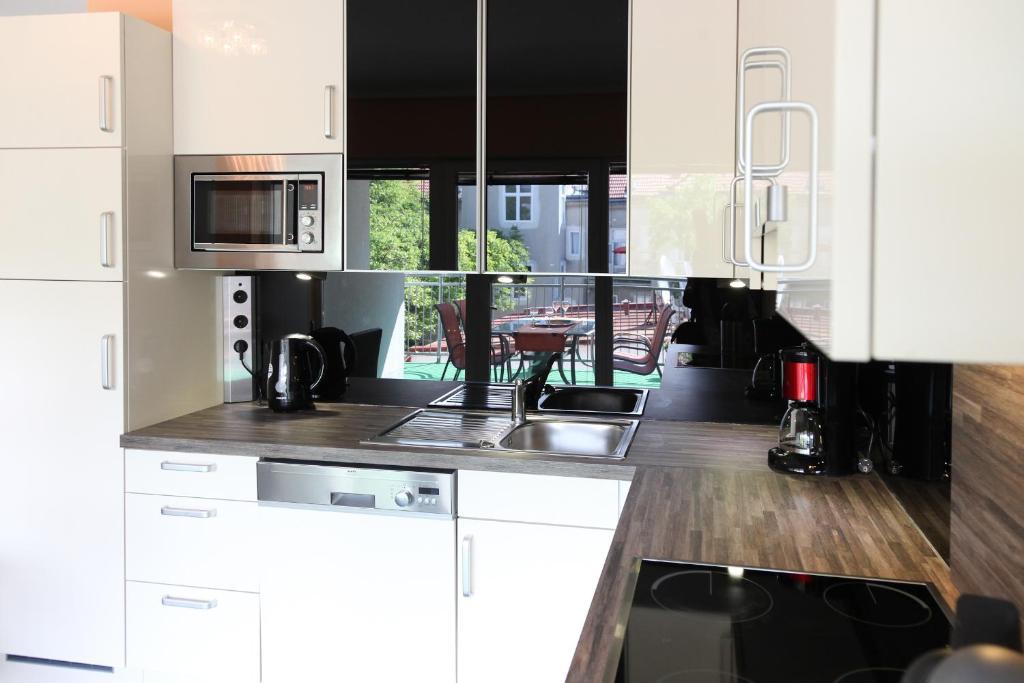 3 Rooms Sunny Apartments-Schoenbrunn, 100M2 With Balcony Wien Ngoại thất bức ảnh